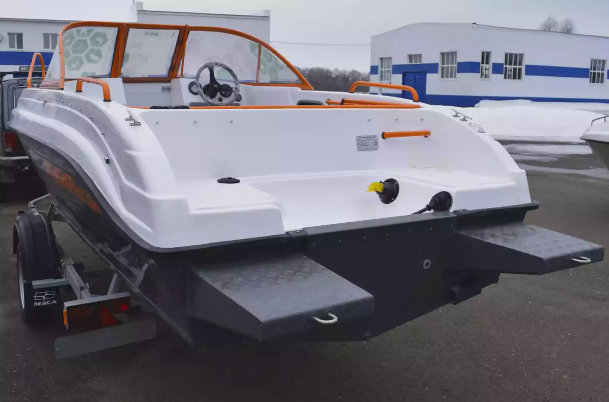 Комбинированный катер Neman-500 Open в Калуге