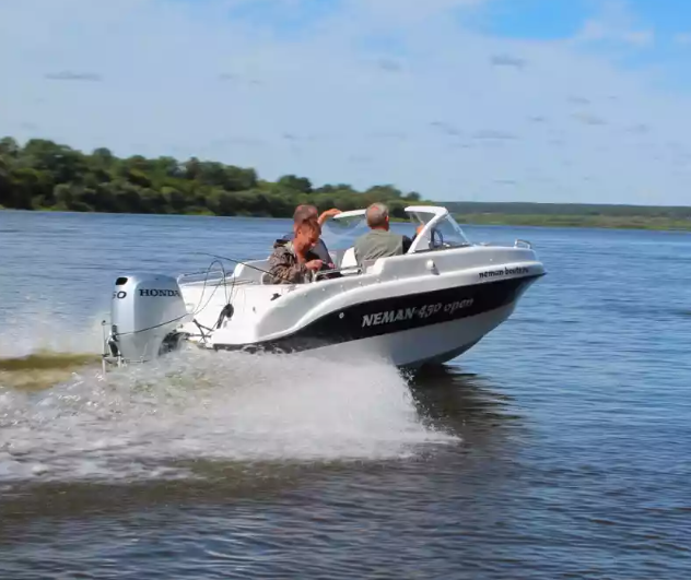 Стеклопластиковый катер Neman-450 Open в Калуге