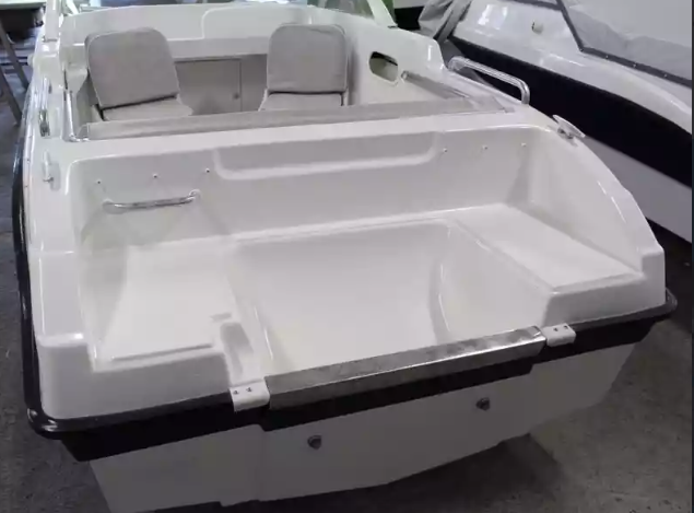 Стеклопластиковый катер Neman-500 Р в Калуге