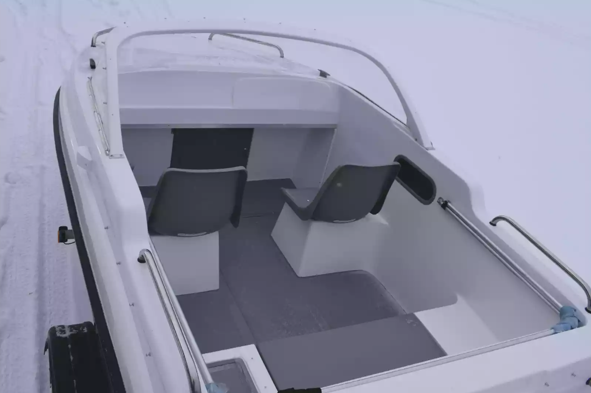 Стеклопластиковый катер Neman-450 в Калуге