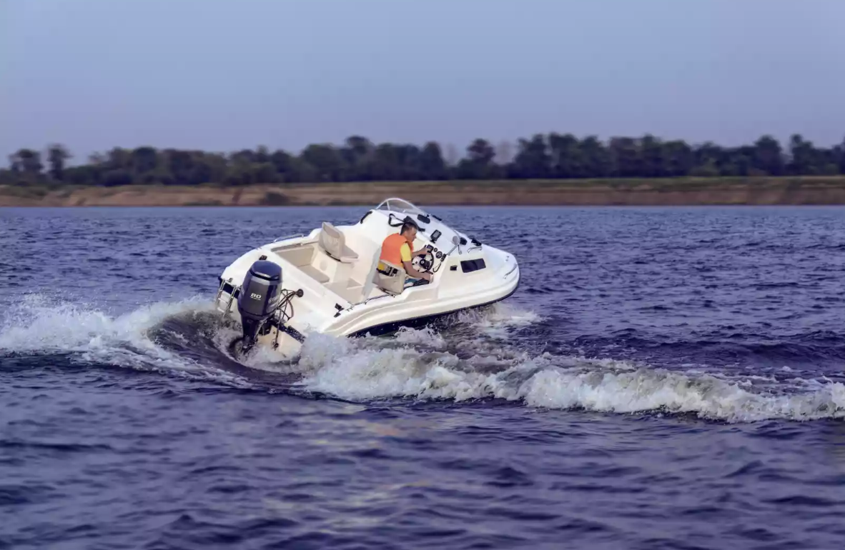 Стеклопластиковый катер Neman-500 в Калуге