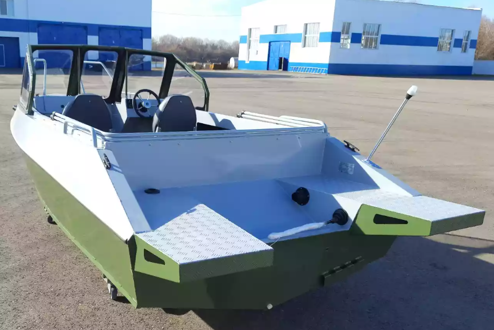 Алюминиевый катер Неман-550 DC Pro в Калуге