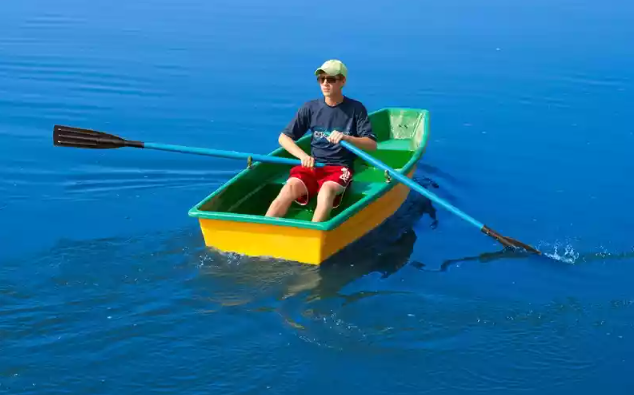 Стеклопластиковая лодка Малютка в Калуге