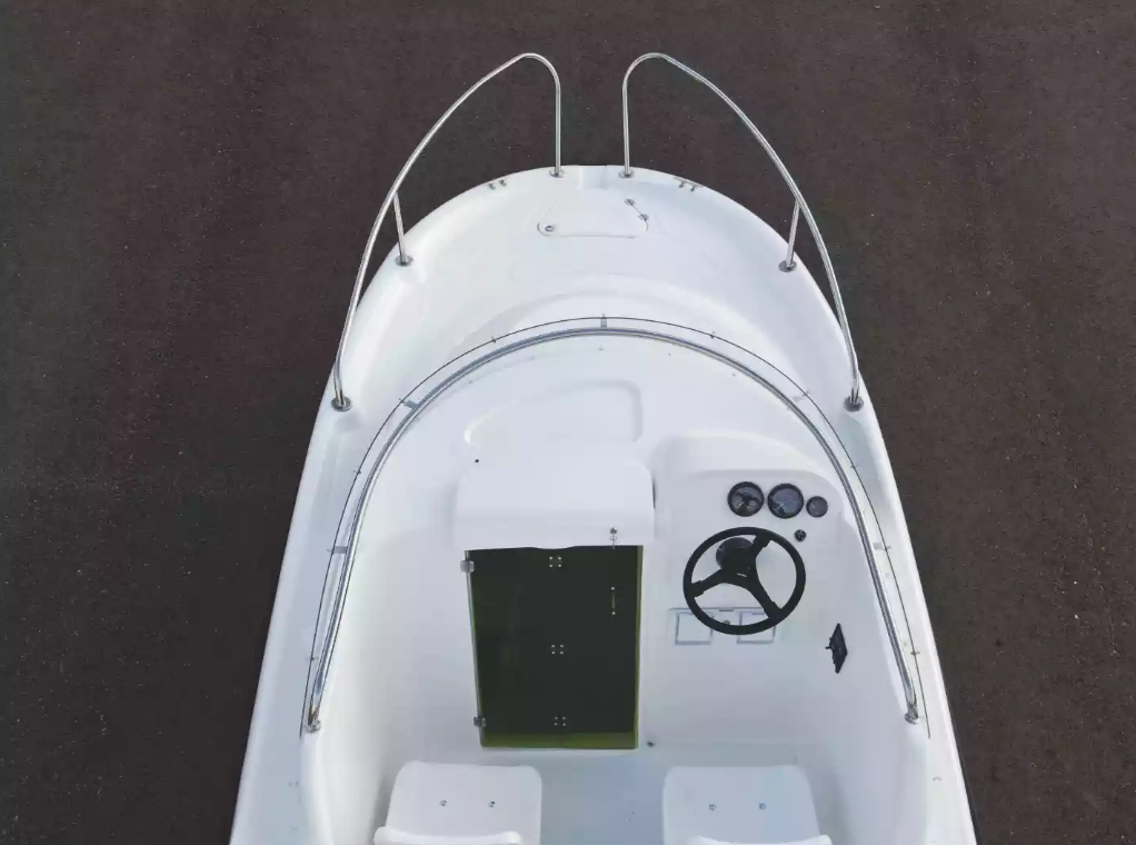 Комбинированный катер Neman-530 с каютой в Калуге