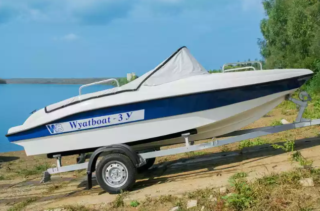 Стеклопластиковый катер Wyatboat-3 У в Калуге