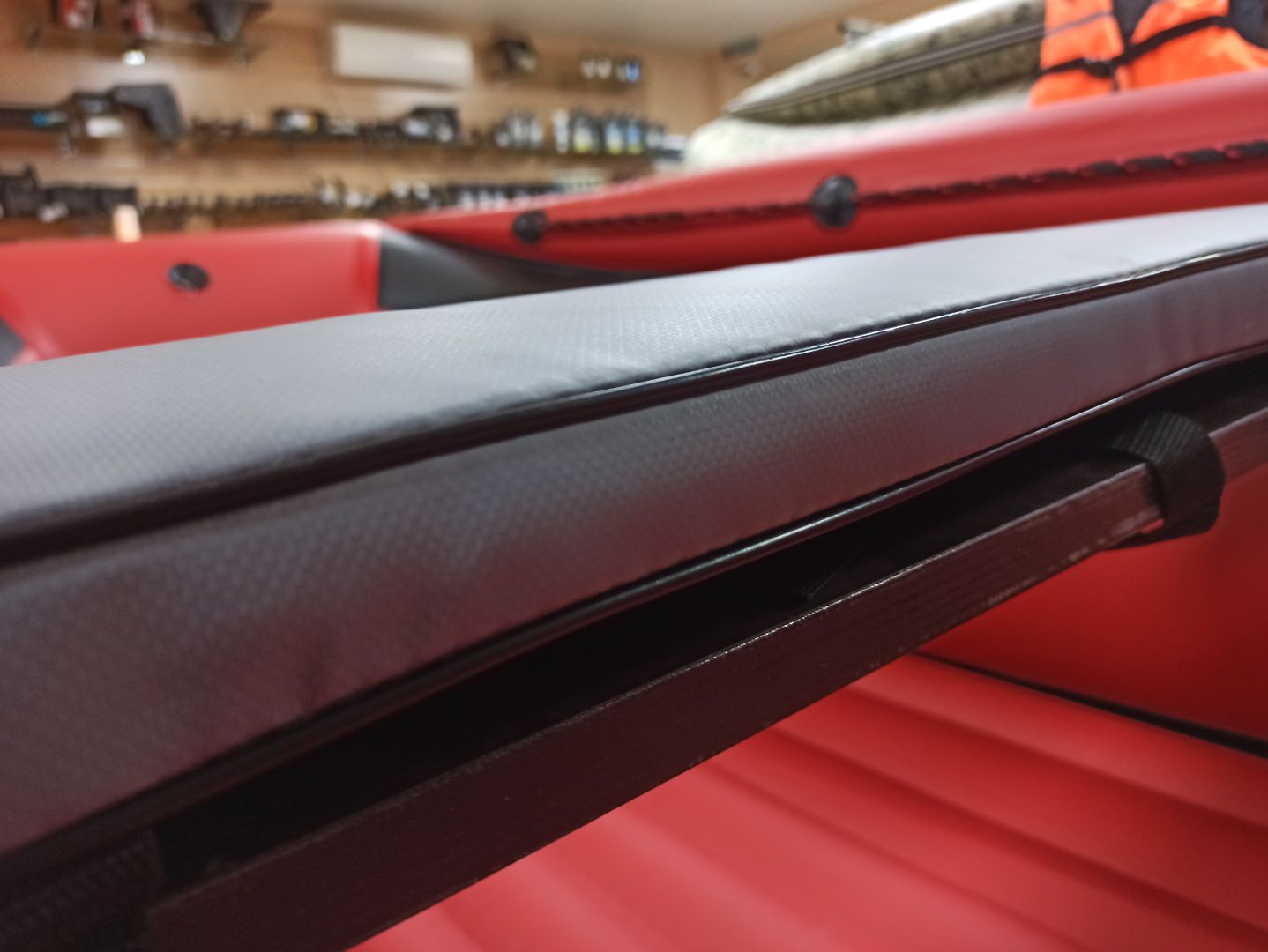 КОМПЛЕКТ МЯГКИХ НАКЛАДОК С СУМКОЙ ДЛЯ ЛОДОК 90Х20 СЕРЫЙ в Калуге