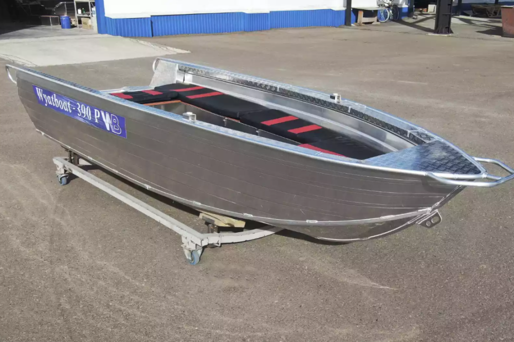 Алюминиевая лодка Wyatboat-390РМ увеличенный борт в Калуге