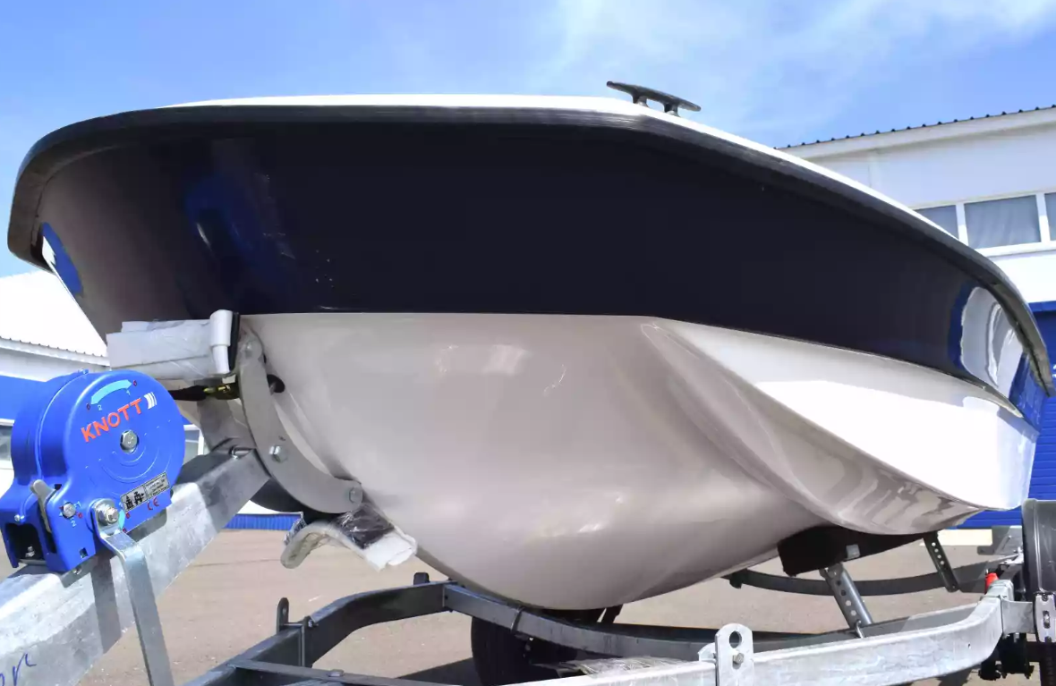Стеклопластиковая лодка Wyatboat 430 тримаран в Калуге