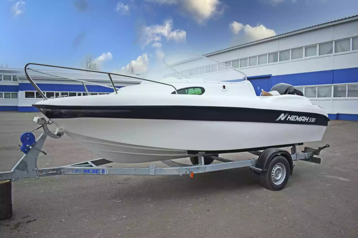 Стеклопластиковый катер Neman-530 с каютой в Калуге