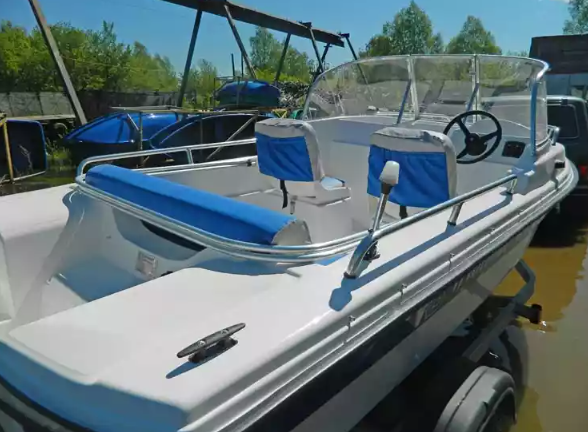 Стеклопластиковый катер Wyatboat-430 M (тримаран) в Калуге
