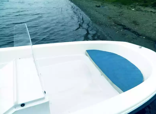 Стеклопластиковый катер Тримаран Wyatboat 430 C в Калуге