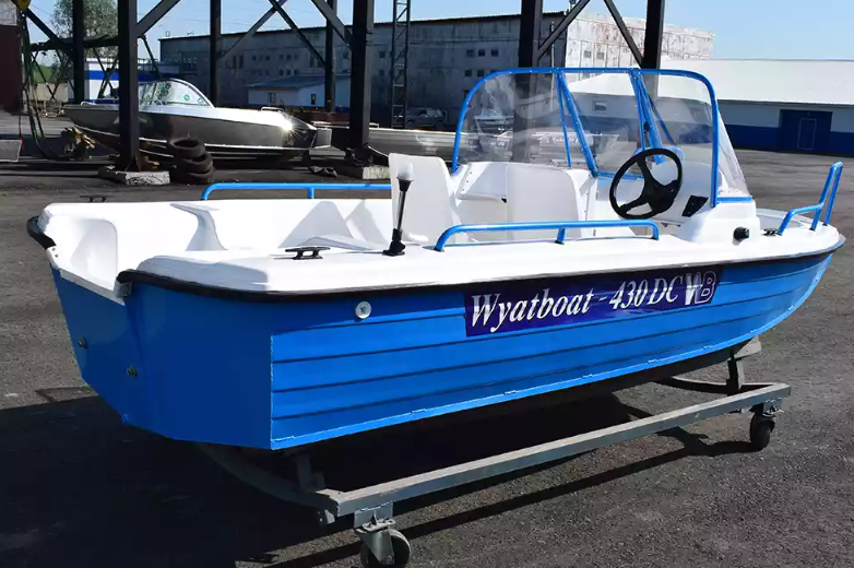 Комбинированный катер Wyatboat-430 DC в Калуге