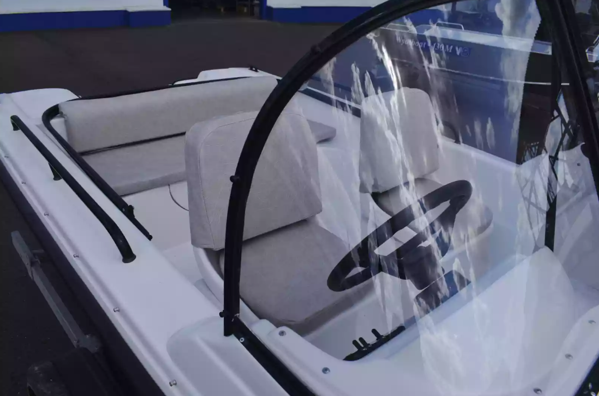 Комбинированный катер Wyatboat-430 DC в Калуге