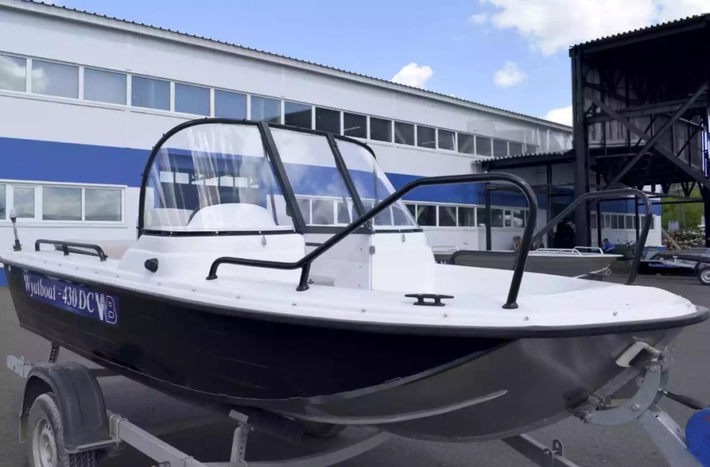 Комбинированный катер Wyatboat-430 DC в Калуге