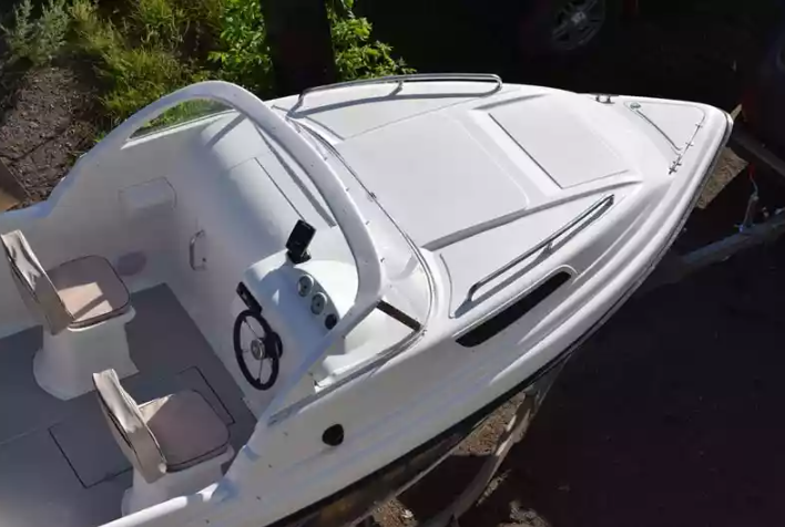 Комбинированный катер Neman-550 с каютой в Калуге