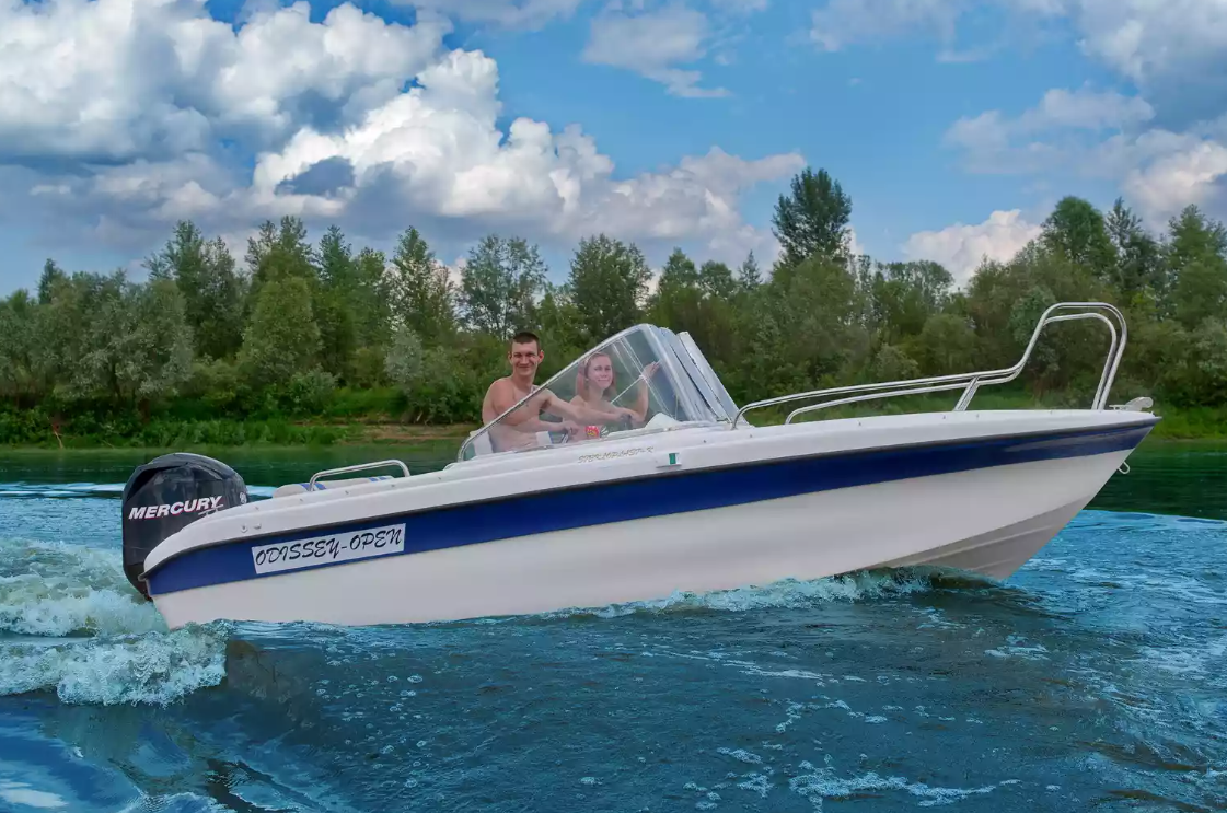 Стеклопластиковый катер Neman-530 Open в Калуге