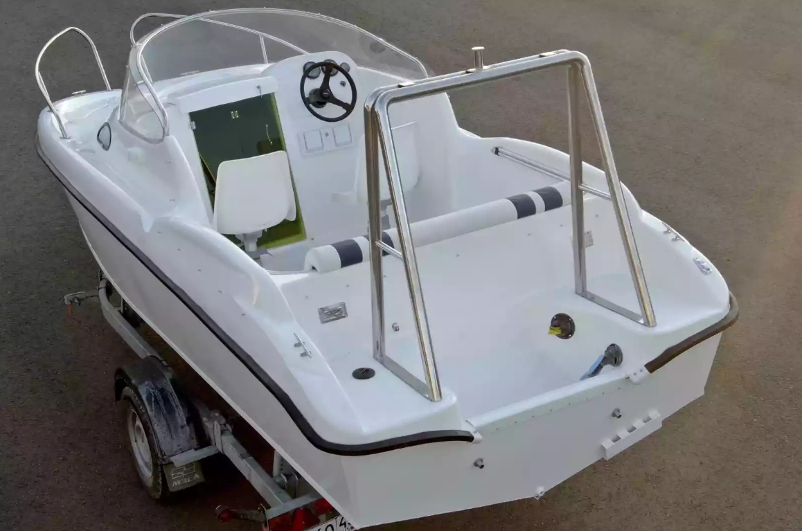 Комбинированный катер Neman-530 с каютой в Калуге