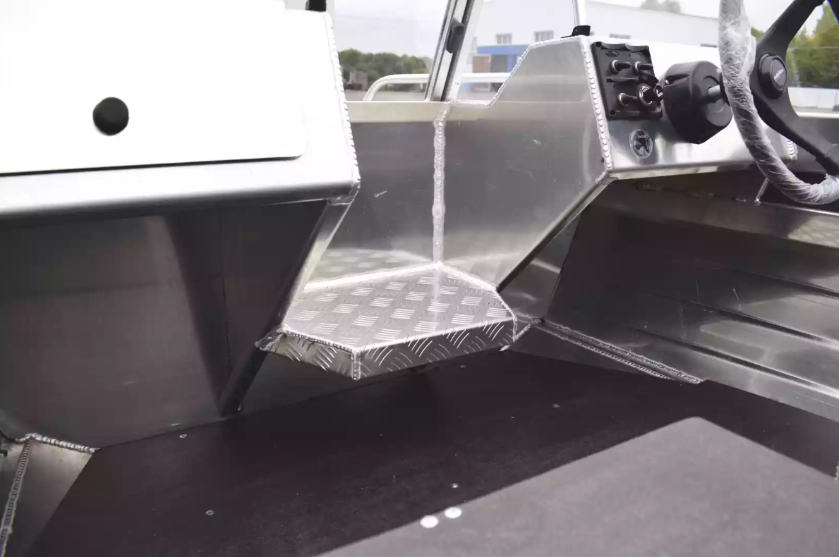 Алюминиевый катер Neman-400 PRO в Калуге