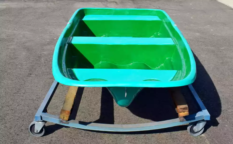 Стеклопластиковая лодка Старт (тримаран) в Калуге