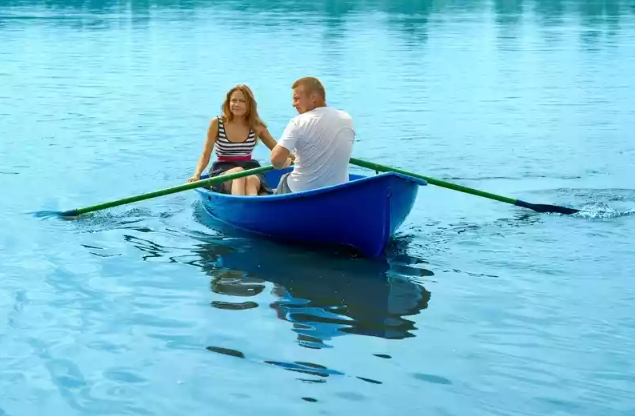 Стеклопластиковая лодка Дельфин в Калуге