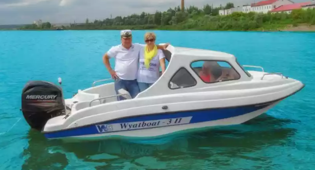Стеклопластиковый катер Wyatboat-3 П (полурубка) в Калуге
