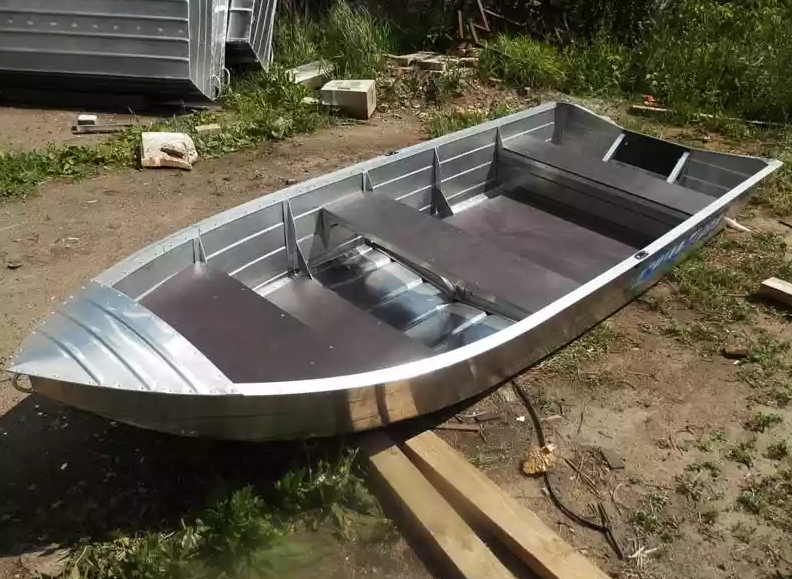 Алюминиевая лодка Вятка-Профи 37 в Калуге