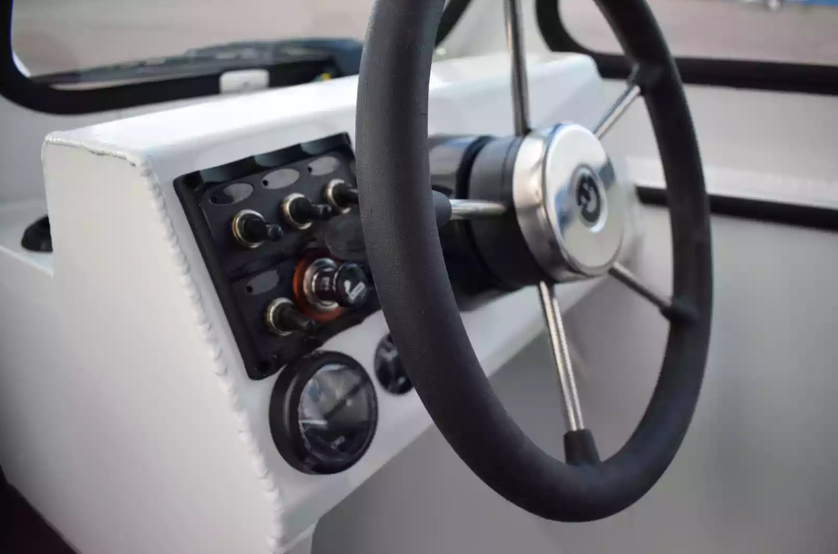 Алюминиевый катер Неман-500 (закрытая рубка) в Калуге