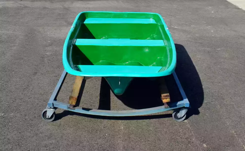 Стеклопластиковая лодка Старт (тримаран) в Калуге