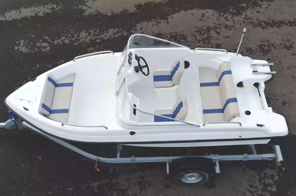 Стеклопластиковый катер Wyatboat-3 DC Open в Калуге