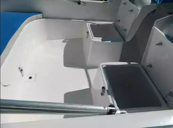 Стеклопластиковый катер Wyatboat-430 M (тримаран) в Калуге