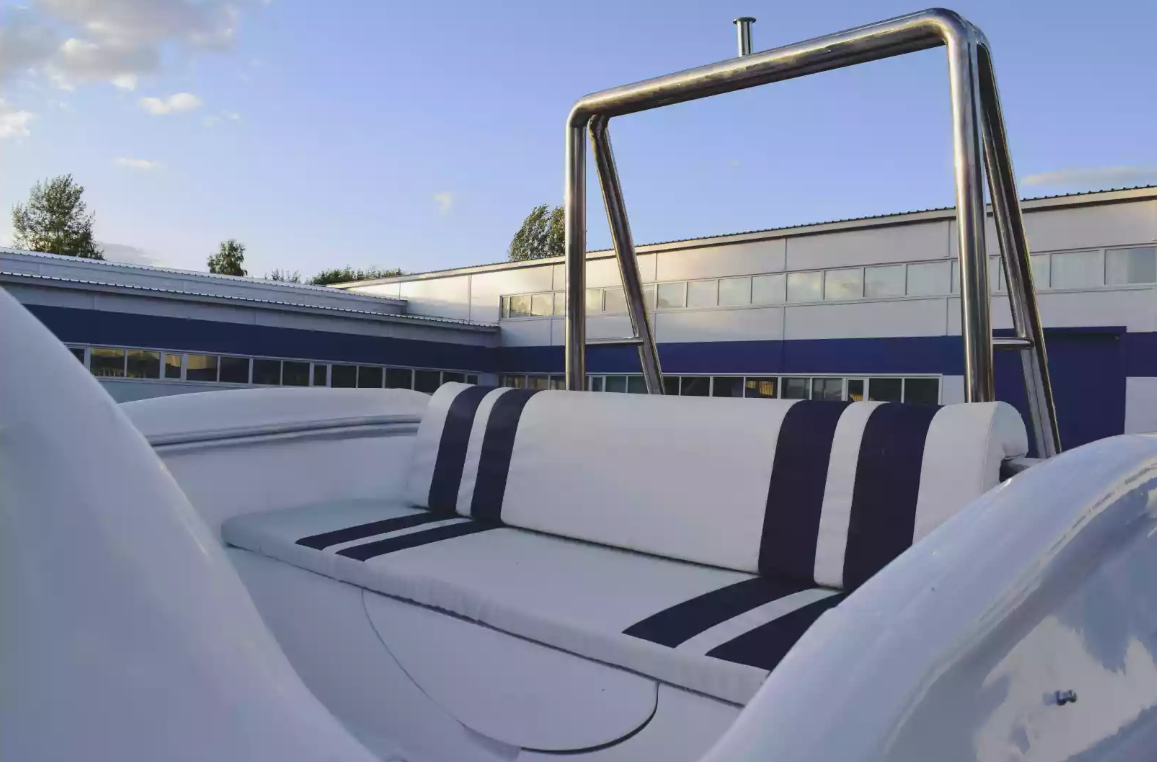 Комбинированный катер Neman-530 с каютой в Калуге