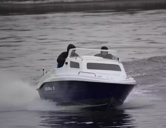 Комбинированный катер Neman-500 с каютой в Калуге