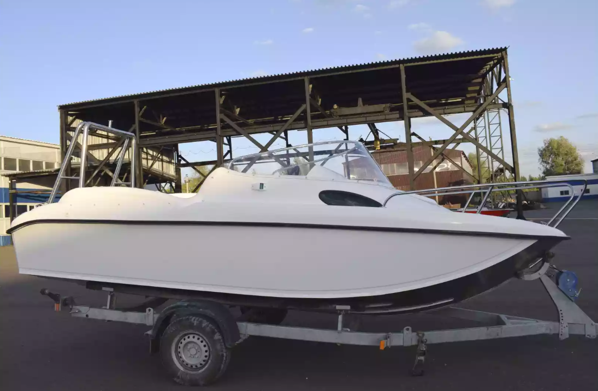 Комбинированный катер Neman-530 с каютой в Калуге