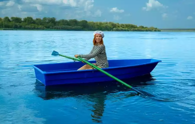 Стеклопластиковая лодка Малютка в Калуге