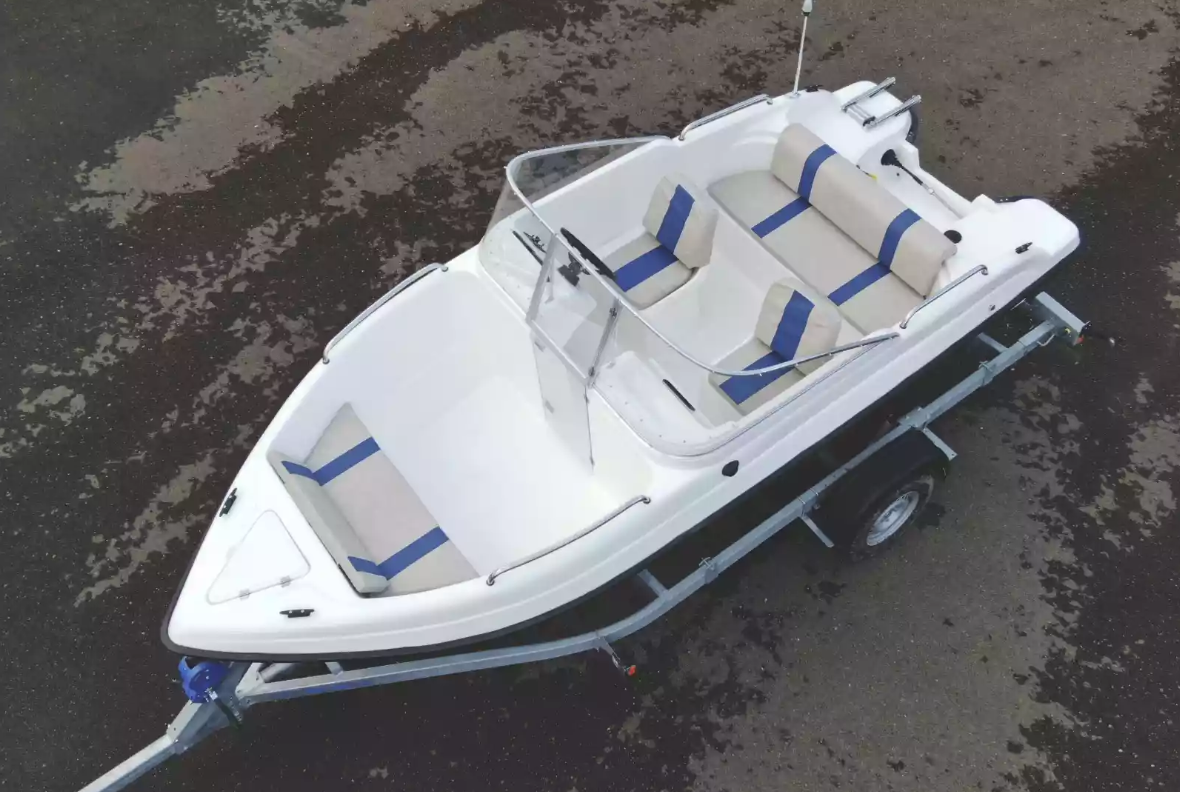 Стеклопластиковый катер Wyatboat-3 DC Open в Калуге