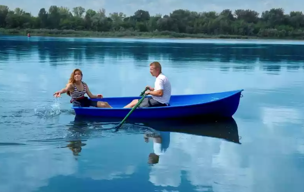 Стеклопластиковая лодка Дельфин в Калуге