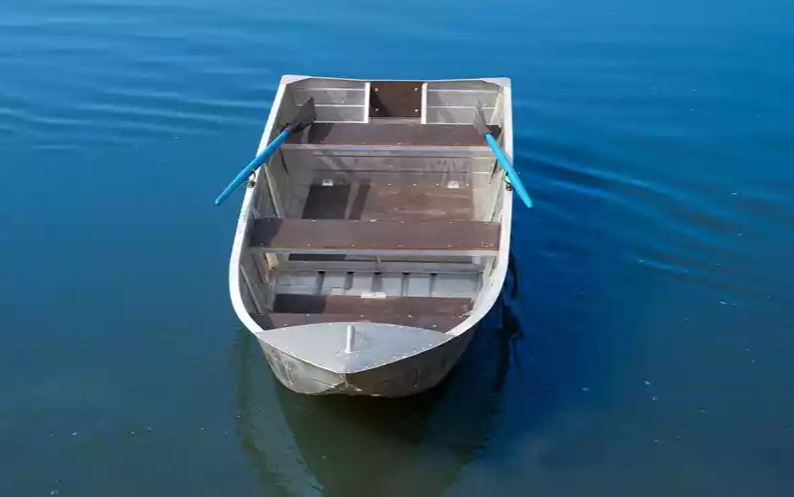 Алюминиевая лодка Вятка-Профи 37 в Калуге