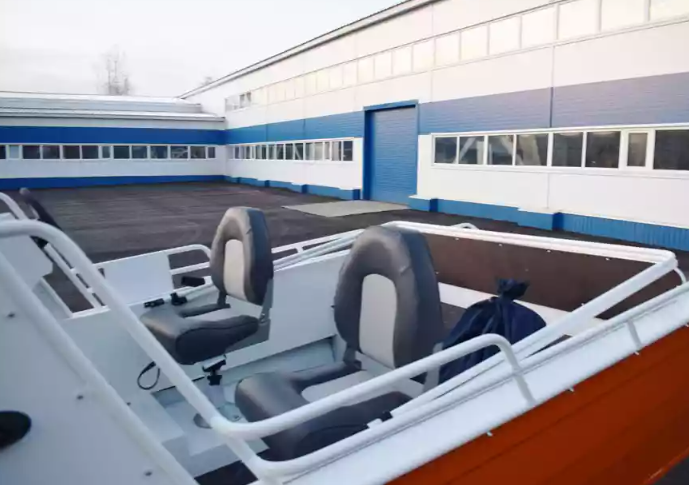 Алюминиевый катер Неман-500 (каютный) в Калуге