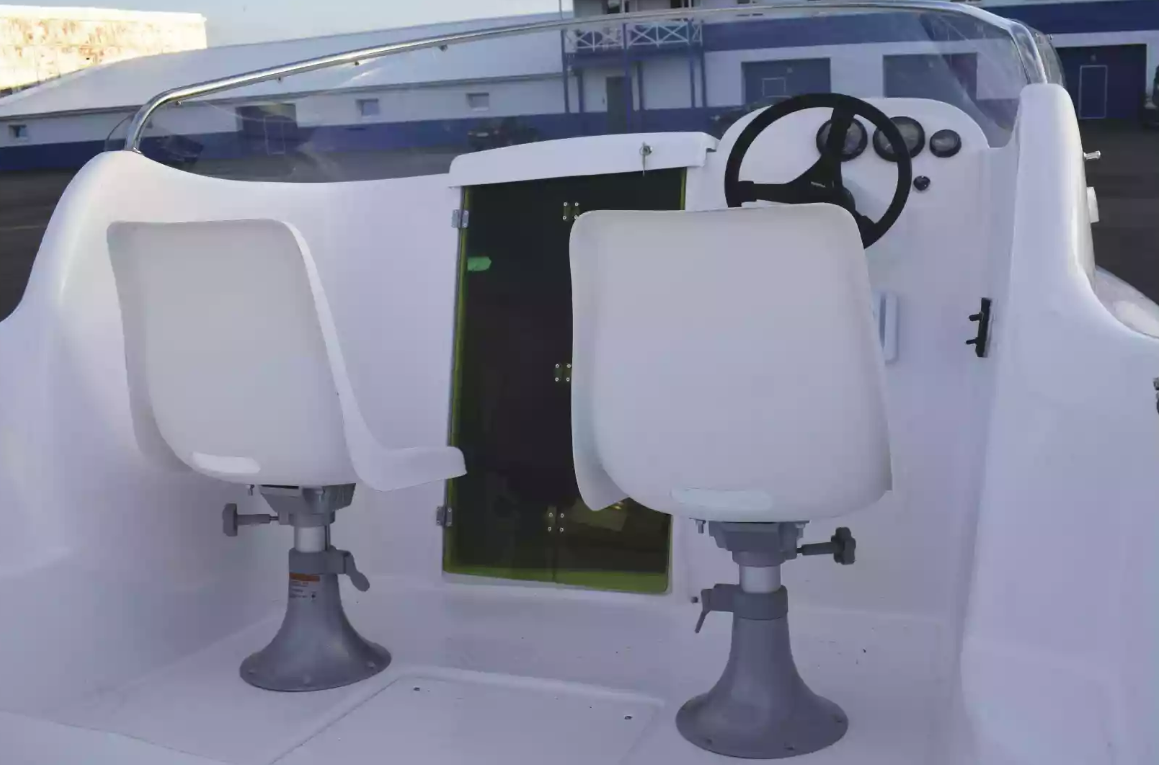 Комбинированный катер Neman-530 с каютой в Калуге