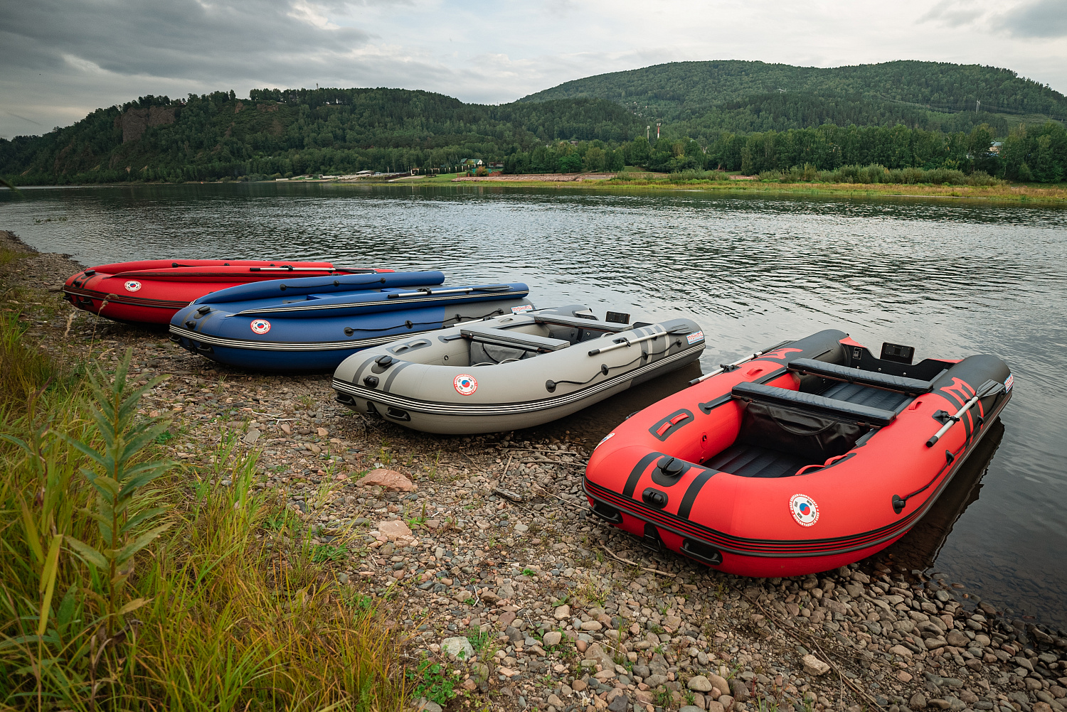 Лодка MISHIMO RIVER FJET PRO 430  под водомет в Калуге