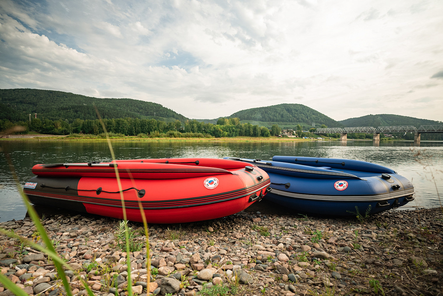 Лодка MISHIMO RIVER FJET PRO 430  под водомет в Калуге