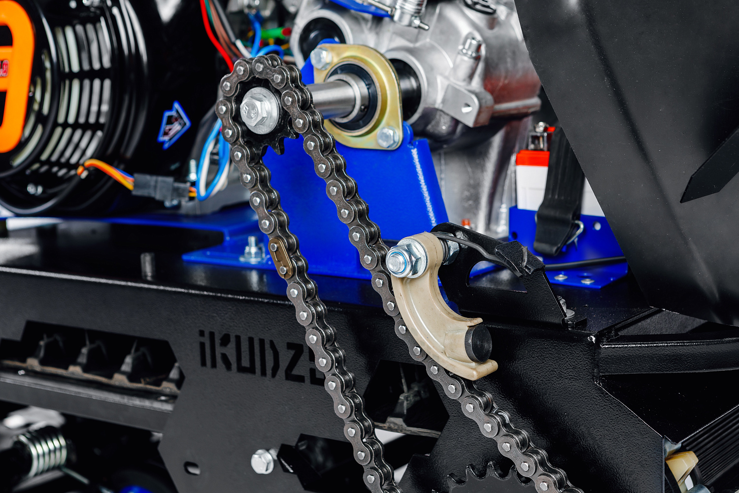 МОТОБУКСИРОВЩИК IKUDZO LONG 2.0 1700/500 EKR19 в Калуге