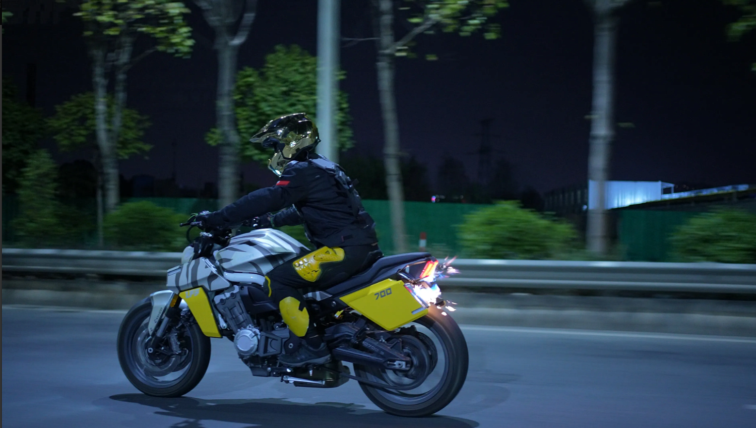 Мотоцикл Benda LFS 700 в Калуге